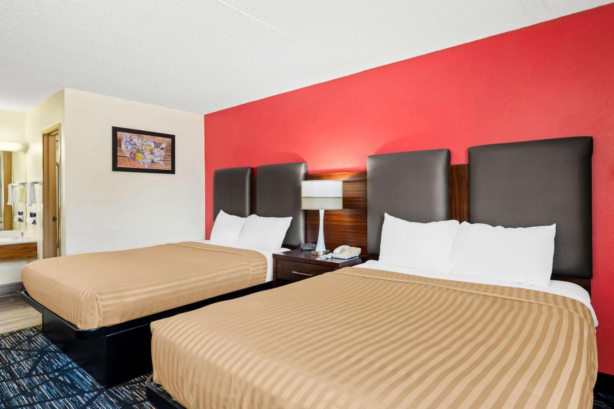 Econo Lodge Emporia Esterno foto
