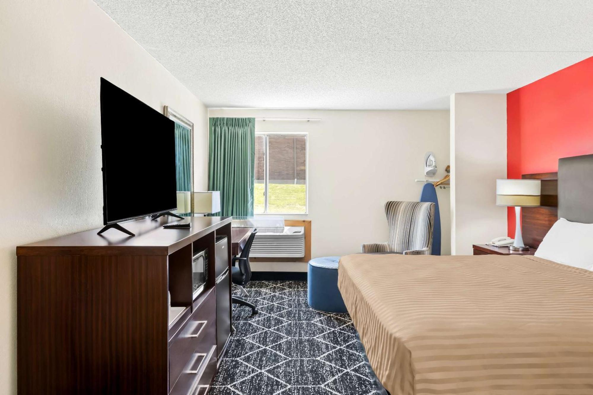 Econo Lodge Emporia Esterno foto
