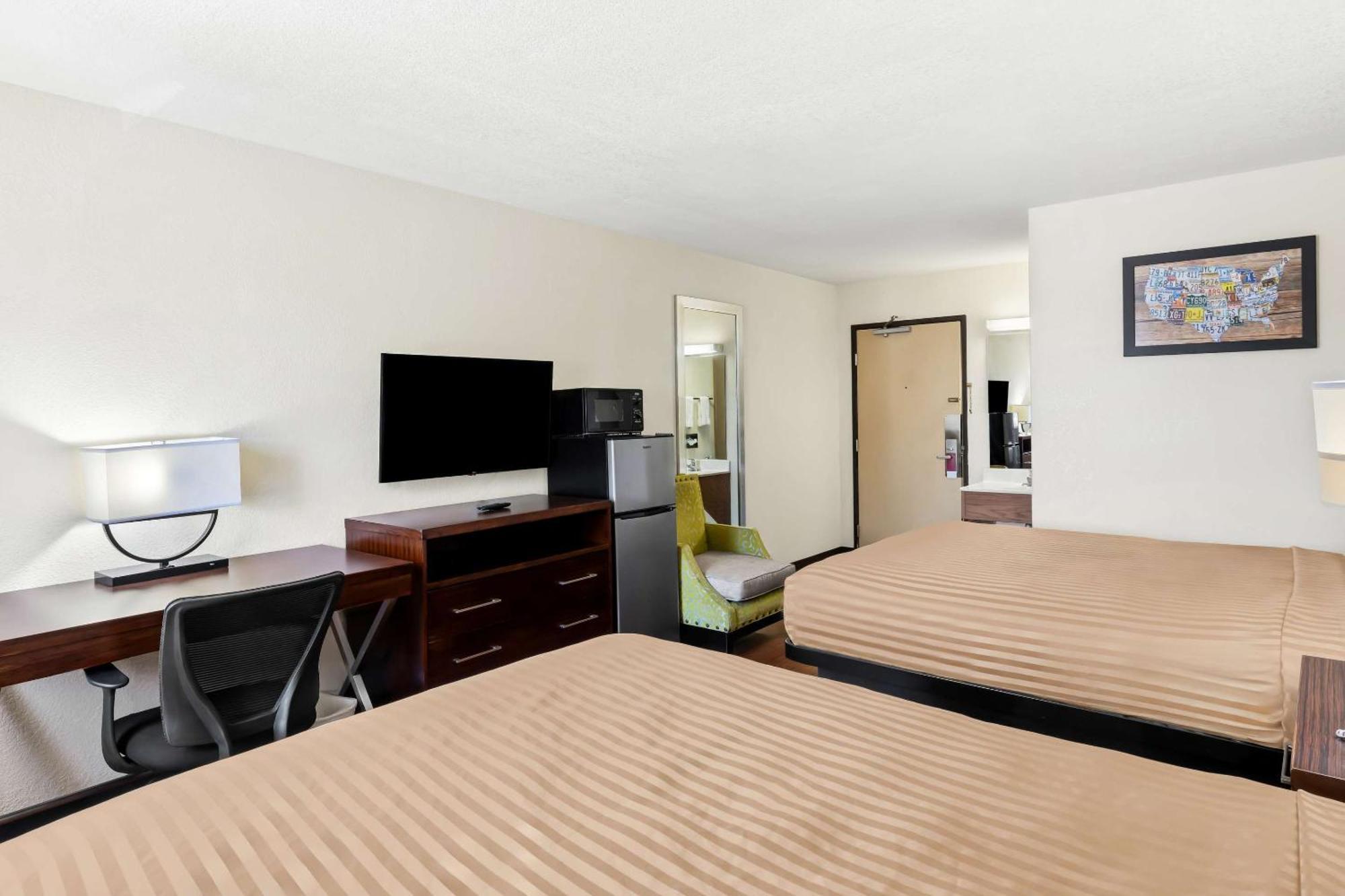 Econo Lodge Emporia Esterno foto